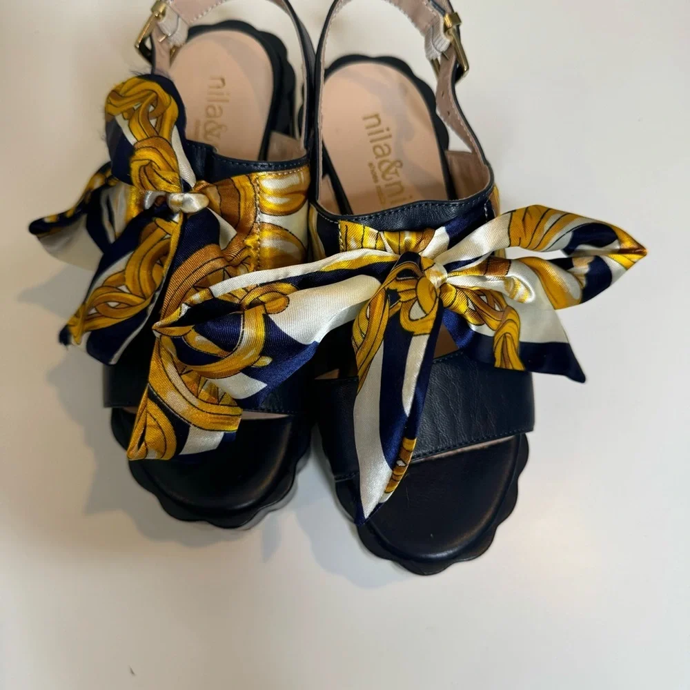 Nila & nila Italian platform sandals size 36